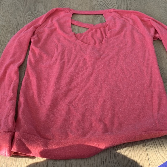 Pink sweater by Cha Sor - Picture 2 of 3